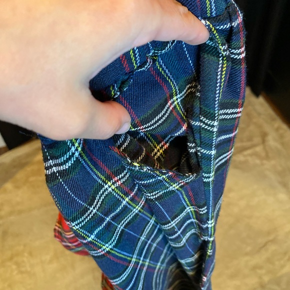 3/$12 Shein Two-Toned Plaid Joggers - Picture 4 of 6